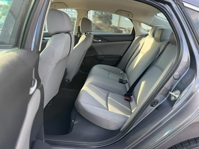 2017 Honda Civic LX - photo 5