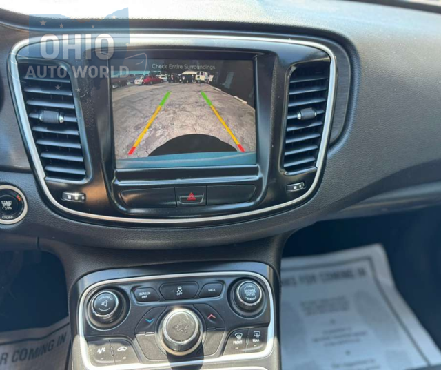 2016 Chrysler 200 Limited - photo 20