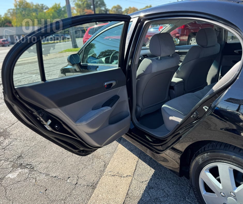 2011 Honda Civic LX - photo 11