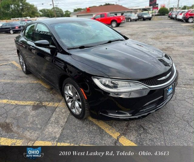 2015 Chrysler 200 S - photo 1